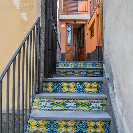 B&B Cortile Aurora Bronte Exterior photo